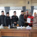 WAKIL Ketua Komisi II DPRD Provinsi Kalsel Muhammad Yani Helmi dan Ketua Komisi IV DPRD Provinsi Kalsel HM Lutfi Saifuddin berfoto bersama usai menerima audiensi Fordayak Tanah Bumbu danĀ Kotabaru.