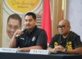 Hadir mendampingi Menpora Dito dalam konferensi pers ini di antaranya Deputi 2 Bidang Pengembangan Pemuda Raden Isnanta serta Staf Ahli Bidang Hubungan Pusat dan Daerah Dwijayanto Sarosa Putra.