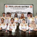KETUA PD Satria Kalsel, Jihan Hanifha beserta jajarannya foto bersama usai mendeklarasikan Gibran jadi Cawapres Prabowo.