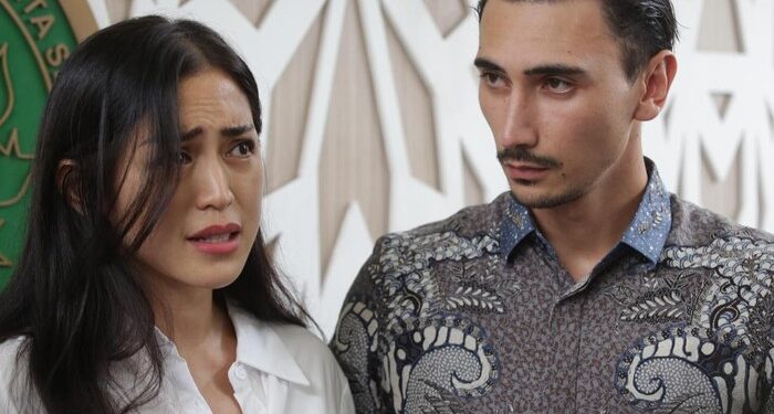 Jessica Iskandar dan suaminya, Vincent Verhaag.