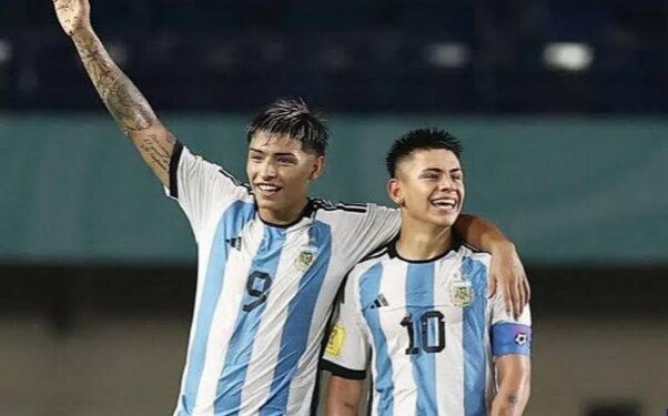 Agustin Ruberto dan Claudio Echeverri