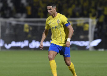 Cristiano Ronaldo cetak satu gol di laga Al Shabab vs Al Nassr, Selasa (12/12) dini hari WIB.