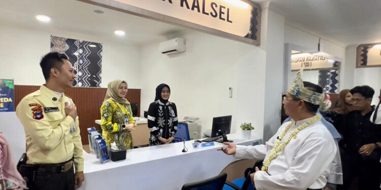 LAYANAN Bank Kalsel di MPP Baiman yang diresmikan di Lantai Dasar Kawasan Mitra Plaza, Kota Banjarmasin.