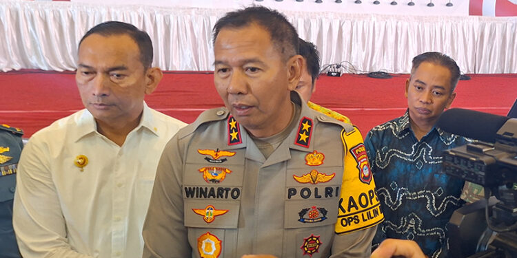 KAPOLDA Kalsel Irjen Pol Winarto saat Deklarasi Pemilu Damai Tahun 2024 dan doa bersama.