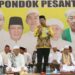 GUBERNUR Kalsel Paman Birin memberikan sambutan saat peresmian tebing siring Ponpes Darussalam sepanjang 137 meter.M