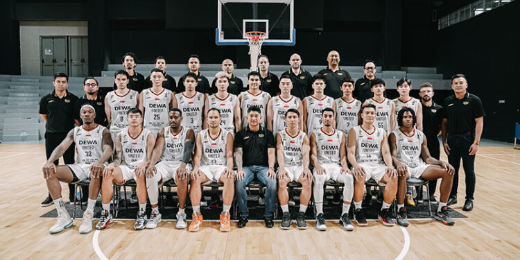 DEWA United Banten saat melakukan sesi foto tim.