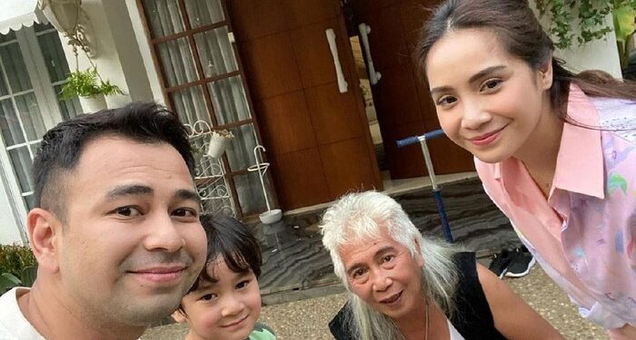 Raffi, Rafathar, Gideon Tengker dan Nagita Slavina dan