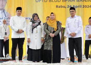 Penuh Kebahagiaan, Acil Odah Halalbihalal Bersama Warga di BPAM Banjarbakula