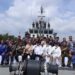 Gubernur Kalimantan Selatan, H Muhidin berfoto bersama pejabat Forkopimda, Kepala BI Perwakilan Provinsi Kalsel dan TNI AL di atas kapal KRI Hiu (634) usai melepas Tim Ekspedisi Rupiah Berdaulat (ERB) tahun 2025 di Pelabuhan Trisakti Banjarmasin