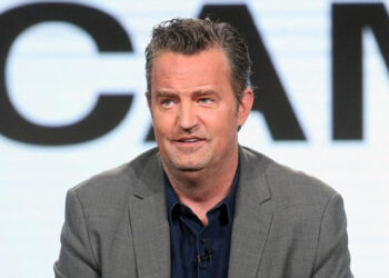 Bintang ‘Friends’, Matthew Perry Meninggal di Usia 54 Tahun