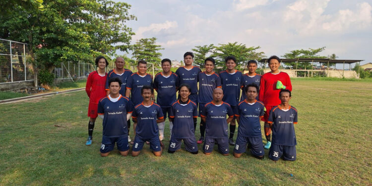 Tim Sepak Bola Jurnalis kalsel saat mempersiapkan untuk Turnamen Sepakbola Jurnalis Kalsel Cup 2023.