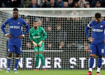 Tumbang - Chelsea tumbang 1-4 dari Newcastle.