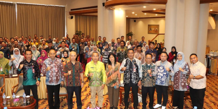 BIMTEK-PJ Bupati Tapin M Syarifudin MPd pada acara pembukaan sosialisasi dan Bimtek pengelolaan barang milik daerah di Jakarta. 