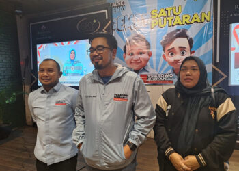 KETUA TKD Prabowo-Gibran Kalsel dr Sulaiman Umar bersama TKD lainnya usai nonbar debat calon wakil presiden.