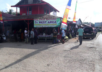 Sambut Haul Guru Sekumpul, Warga Jaro Dirikan Rest Area