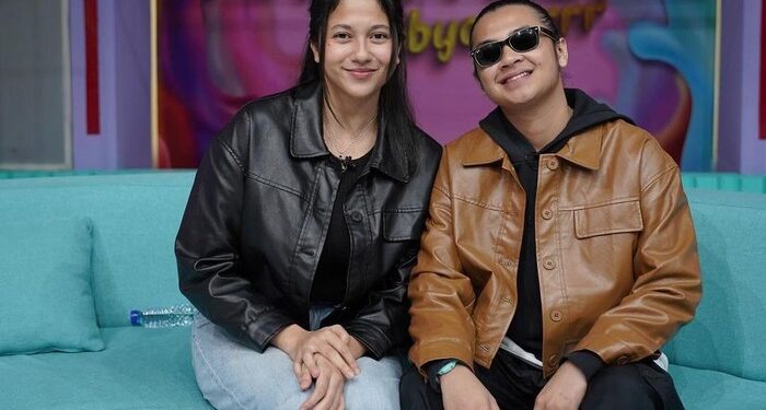 Sitha Marino dan Bastian Steel