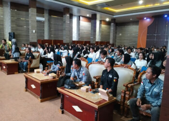 BAWASLU Kecamatan Murung Pudak saat menggelar bimtek.