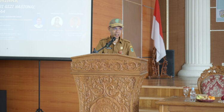 HARI GIZI-Sekretaris Daerah Kabupaten Tapin Dr H Sufiansyah MAP, saat membuka kegiatan seminar kesehatan memperingati hari gizi Nasional tahun 2023. 