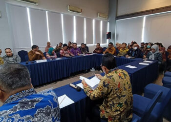 KOMISI II DPR RI saat melakukan pertemuan dengan Kanwil BPN Kalsel, Rabu (20/3).