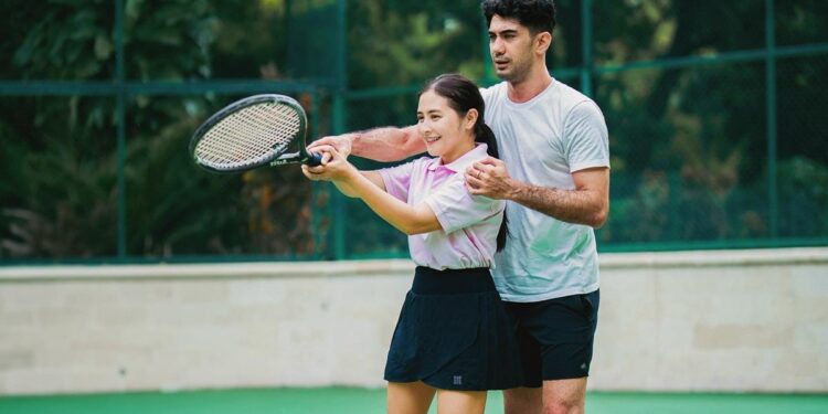 Prilly Latuconsina dan Reza Rahadian