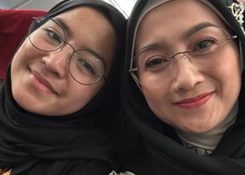 Nasywa dan Desy Ratnasari