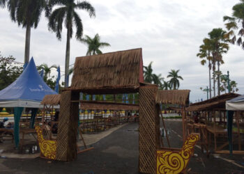 Pintu Gerbang Pasar Wadai Ramadhan