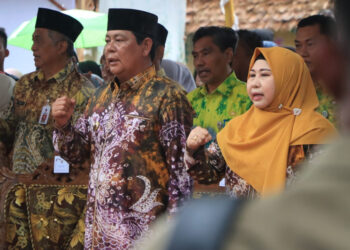 GUBERNUR Kalsel Sahbirin Noor sangat gigih mengendalikan inflasi di Banua hingga membuahkan hasil, yakni termasuk yang terendah di Indonesia. 