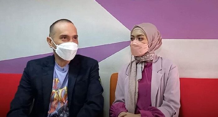 Gary Iskak dan istri saat ditemui di kawasan Jakarta.