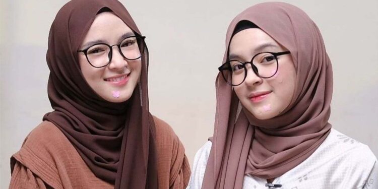 Nissya Sabyan dan Eca Aura