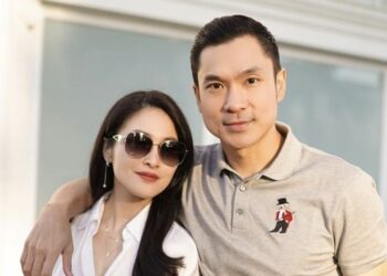 Sandra Dewi dan Harvey