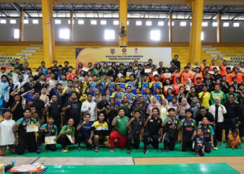 PENGKAB PGSI Kabupaten Tapin berfoto bersama saat kejuaraan provinsi beberapa waktu lalu.