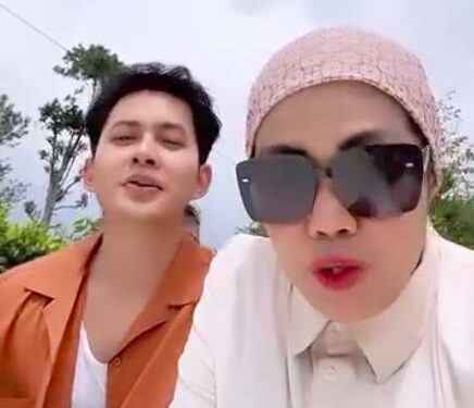 Kiki Farrel dan Elly Sugigi