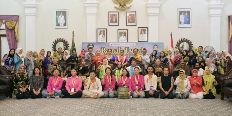 Delegasi India, Mexico dan Tibet Tiba di Tapin