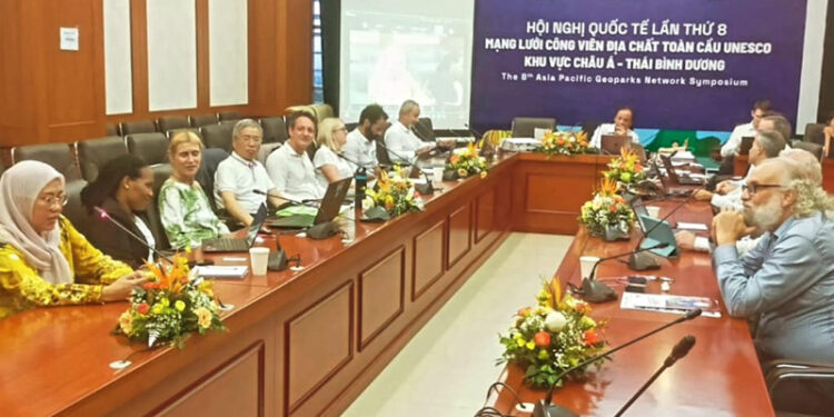 Geopark Meratus Diterima UNESCO Global Geoparks