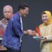 KETUA Tim Penggerak PKK Provinsi Kalimantan Selatan, Hj Raudatul Jannah atau Acil Odah ketika menerima anugerah IDeaward 2024 sebagai tokoh Perempuan Kreatif dan Berpengaruh di Kalimantan Selatan, di Jakarta, diserahkan Menteri Pariwisata dan Ekonomi Kreatif, Sandiaga Salahuddin Uno