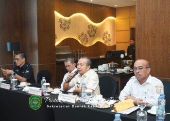 Pj Bupati Tapin Hadiri RUPS LB PT BPR Tapin Sejahtera