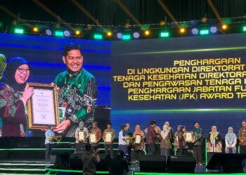 Dinkes Tapin Raih Dua Penghargaan