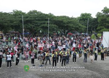 PARA peserta SMPC saat melakukan gerakan senam.