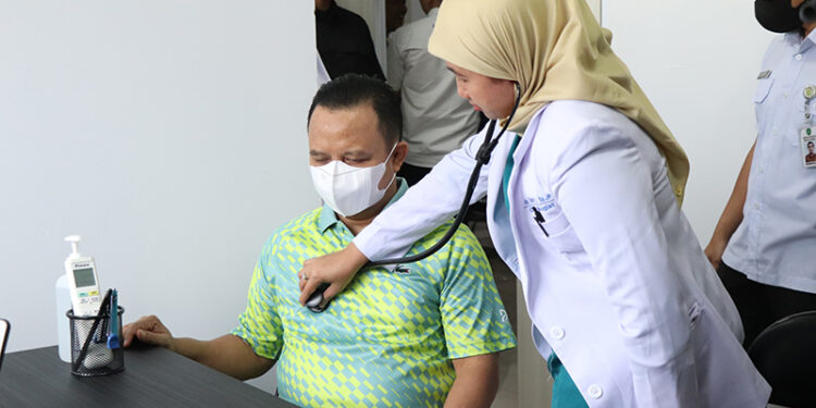 Bupati Tapin terpilih H Yamani saat melaksanakan MCU di RSUD Datu Sanggul Rantau.