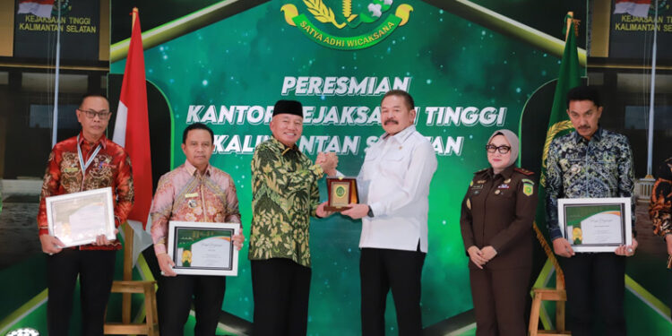 Jaksa Agung Resmikan Kantor Kejati Kalsel di Banjarbaru