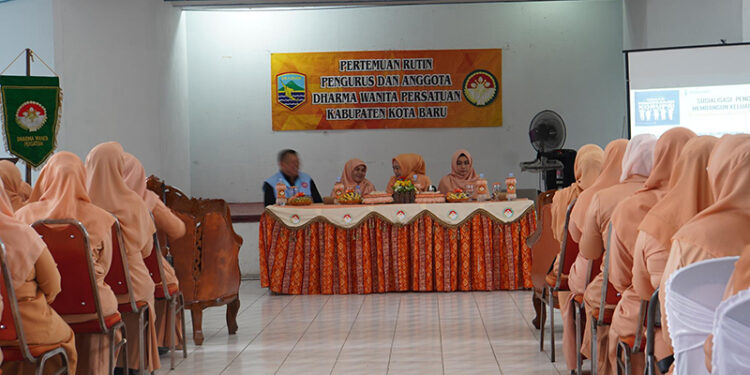 SUASANA pertemuan rutin DWP Kotabaru, Jumat (8/8).