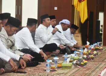 Sekdaprov Kalimantan Selatan, HM Syarifuddin saat menyampaikan sambutan Gubernur Kalsel pada peringatan Maulid Nabi Muhammad SAW 1447 hijriyah di lingkungan Pemprov Kalsel