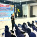 Instruktur Workshop Senam Ceria Pembelajaran Deep Learning Kak Agus dari Yogyakarta saat memberikan materi di Gedung Paris Barantai, Minggu (12/10).