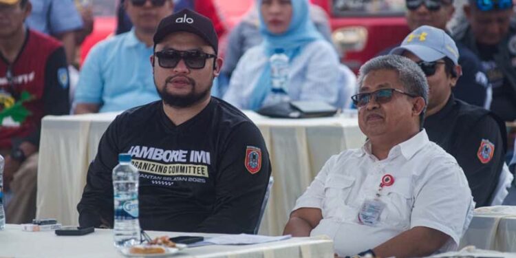 Asisten Bidang Perekonomian dan Pembangunan Setdaprov Kalsel, Ariadi Noor saat menghadiri pembukaan Jambore Ikatan Motor Indonesia (IMI) Kalsel di Banjarbaru