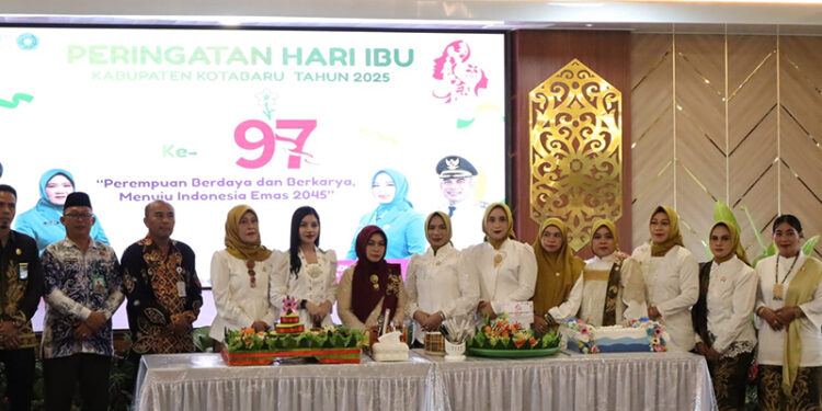 PEMKAB Kotabaru saat menggelar Puncak PHI Tahun 2025 di Aula Bamega, Kamis (18/12) pagi.