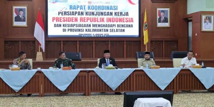 Gubernur Kalimantan Selatan, H Muhidin saat memimpin rapat koordinasi (Rakor) persiapan rencana kunjungan Presiden RI, Prabowo Subianto ke Kalsel