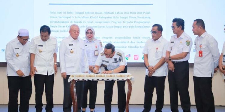 Gubernur Berkomitmen Atasi Banjir di Banua Anam