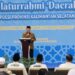 Gubernur Kalimantan Selatan, H Muhidin saat menyampaikan sambutan pada pertemuan dengan kepala desa atau pembakal yang tergabung dalam Asosiasi Pemerintahan Desa Seluruh Indonesia (APDESI) Kalsel di Banjarbaru