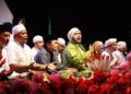 Wakil Gubernur Kalimantan Selatan, H Hasnuryadi Sulaiman bersama Habib Syech saat mengikuti Asam-Asam Bershalawat