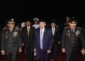 Gubernur Kalimantan Selatan, H Muhidin bersama Wakil Gubernur (Wagub), H Hasnuryadi Sulaiman dan pejabat Forkopimda Kalsel saat akan mengikuti ziarah nasional dan renungan suci dalam rangka memperingati HUT ke-81 Republik Indonesia tahun 2026